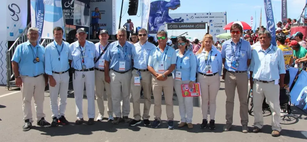 Los que ponen justicia al pelotón