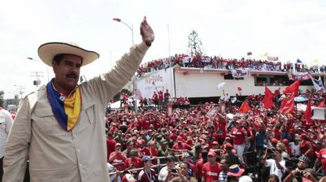 Sondeos marcan  triunfo de Maduro