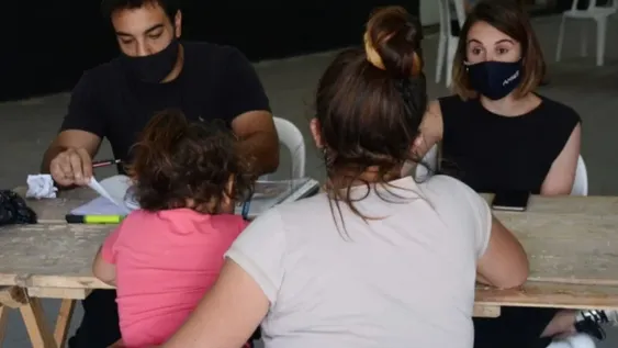 Beneficiarios de la AUH tendrán un extra de hasta $23.000: quiénes lo cobrarán