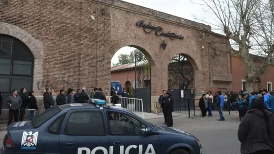Precios poco convenientes y bajo interés de la gente en la subasta aduanera