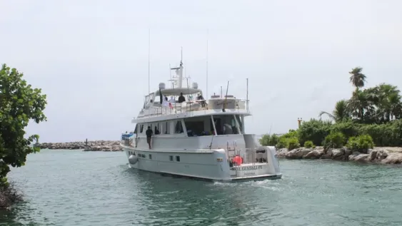Desapareció un yate tripulado por dos argentinos que iba a prestar ayuda humanitaria a Haití