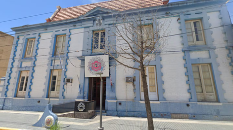 escandalo en cordoba: un policia fue detenido y otros tres fueron imputados por golpear a dos presos