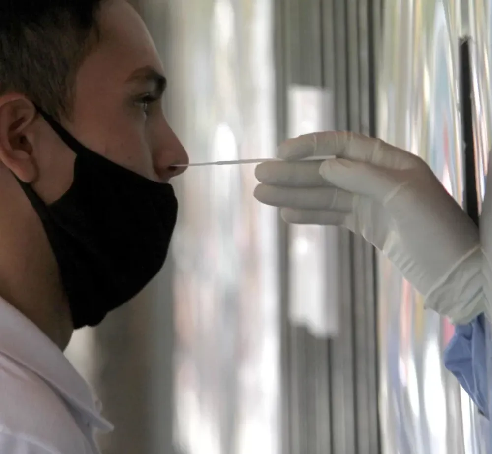 Casos activos: en poco más de un mes hubo una fuerte baja y ahora llegan al 60%