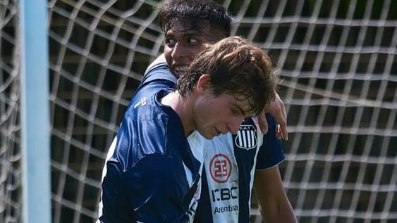 Leandro Espejo se acomoda