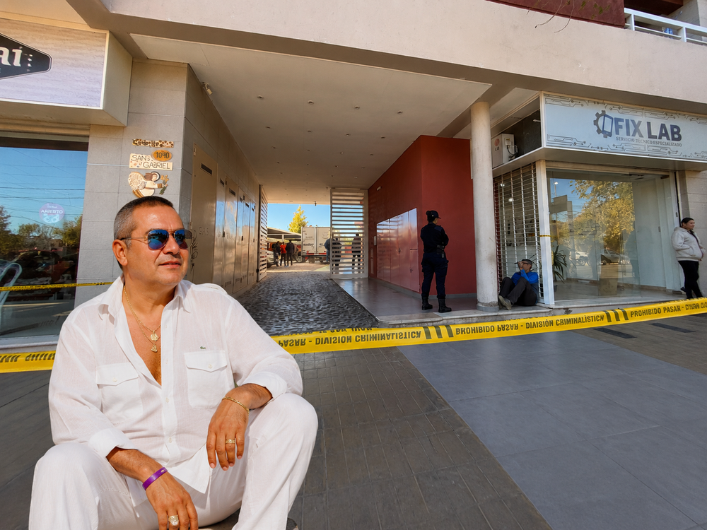 El médico Héctor David Marinero tenía 56 años. Sufrió un infarto mientras estaba solo en su departamento en Capital.&nbsp;