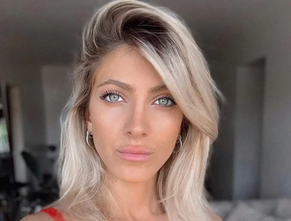 Cande Ruggeri mostró como se autobroncea sus zonas más secretas