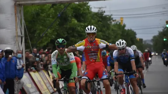 El bicampeón se autorregaló una victoria
