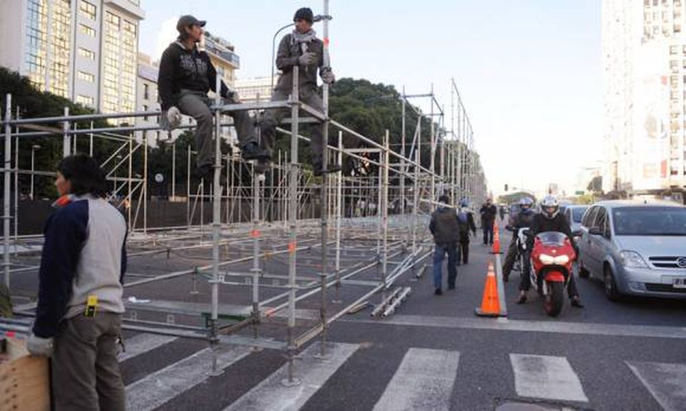 Críticas de Macri por los cortes en la 9 de Julio