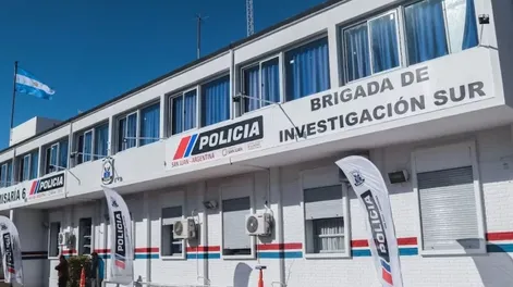 Frente de Comisaría 6ta.-