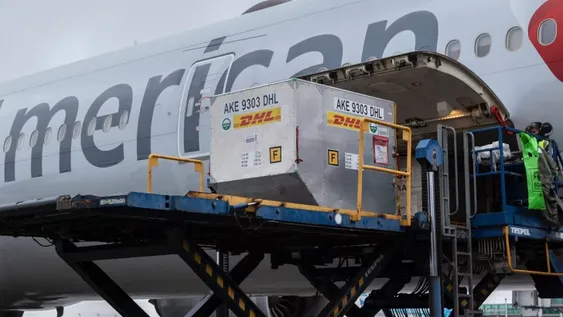 Llegaron más de 630 mil dosis de vacunas Pfizer y Argentina supera las 91,9 millones