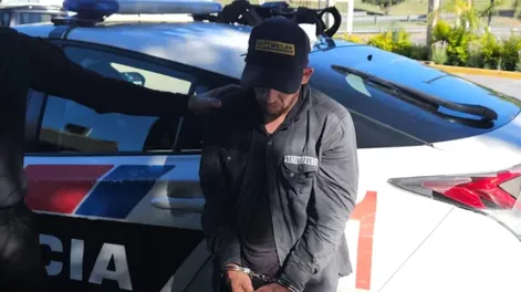 Lepez quedó registrado por las cámaras de seguridad del local.