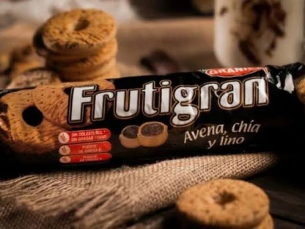 Retiran del mercado varios lotes de galletitas Frutigran