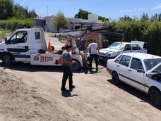 Desbarataron en un country una guarida con autos robados: recuperaron dos Fiat Duna Desbarataron en un country una guarida con autos robados: recuperaron dos Fiat Duna