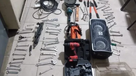 Violentaron la puerta de un taller y robaron de todo: cayó un sujeto con antecedentes