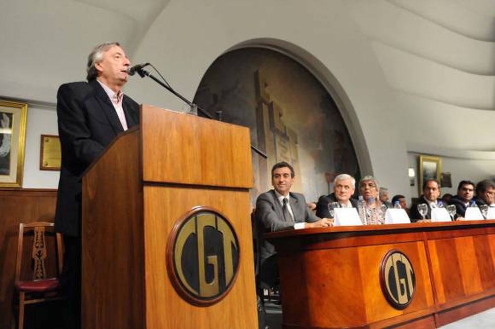 Ley de medios: Kirchner habló de “jueces de la dictadura”