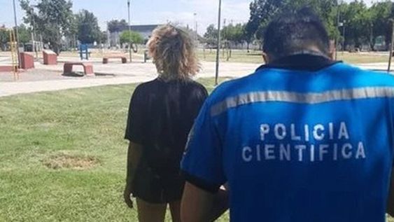 Creen que una prostituta, drogada, mató a un cliente causándole múltiples cortes