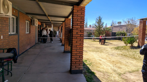 Los investigadores en el departamento donde convivían Rivero y Vecchiarello.&nbsp;