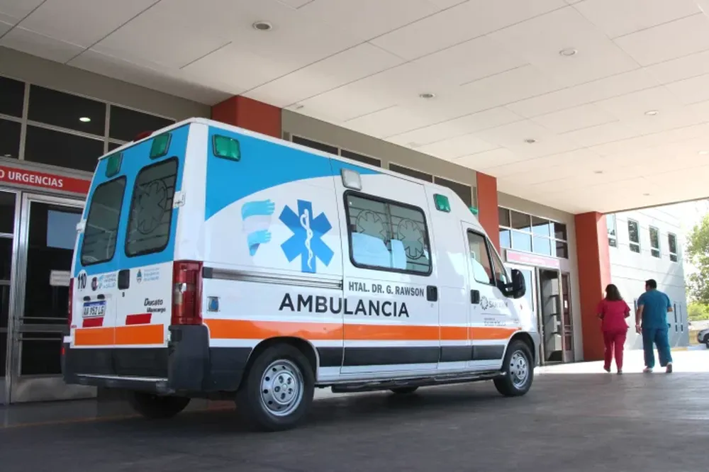 Tiene 79 años y dos hombres le quebraron la cadera para robarle