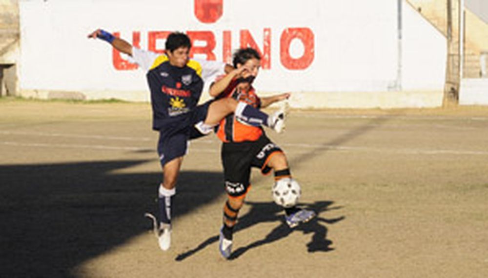 Un triunfo y un empate en el comienzo de la cuarta fecha