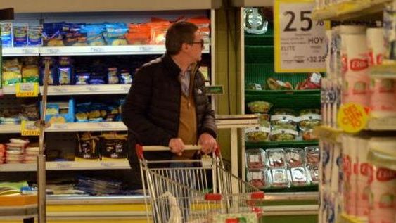 En 2019, cayeron las ventas en shoppings y supermercados un 6,8% y 9,7%