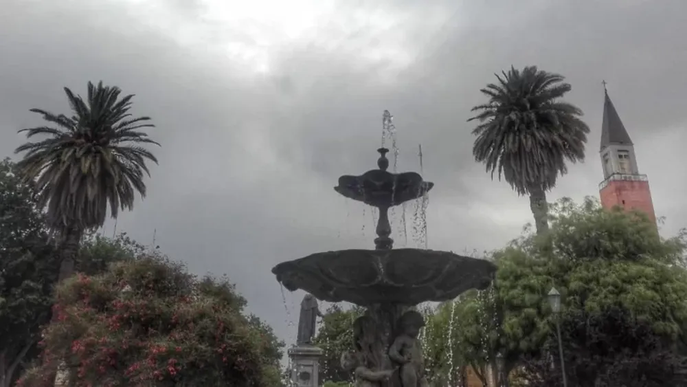 Se viene un “otoño” en pleno febrero: baja la temperatura en San Juan y pronostican lluvias