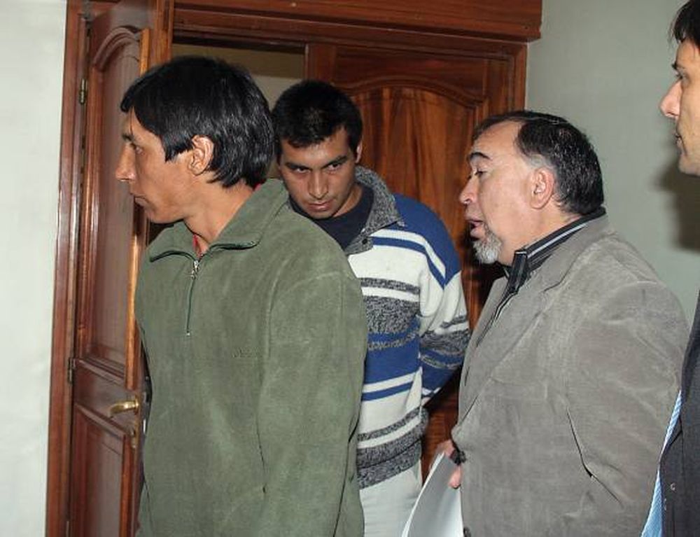 Confesaron que violaron a su madre enferma y una hermana