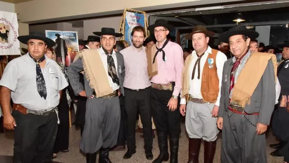 En el teatro se realizó la noche de gala previa