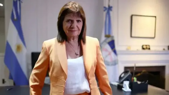 PATO AL AGUA. Bullrich se resistía a ser candidata pero ahora dice que si la mandan al ring está preparada y siempre va a las batallas más difíciles.