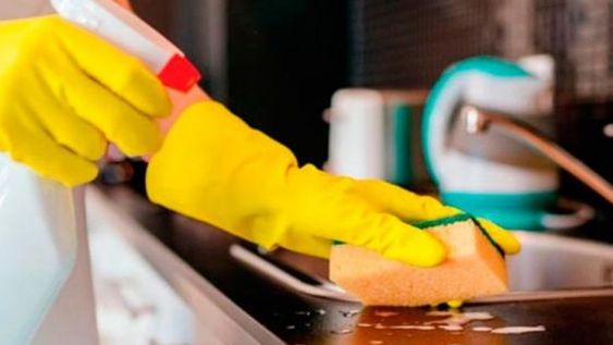 El personal doméstico recibirá un aumento escalonado hasta noviembre: los montos