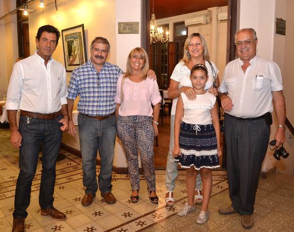Velada artística en Alianza Francesa