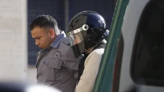 José López dejó la cárcel, volvió a dormir y se encuentra con ayuda psicológica