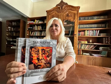 Federica Mariconda con su nueva publicacion, esta vez sobre Domingo Faustino Sarmiento. Federica Mariconda con su nueva publicacion, esta vez sobre Domingo Faustino Sarmiento.