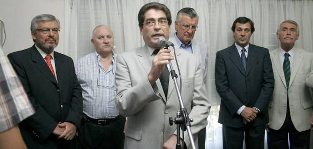 Gioja está molesto por los juicios de expropiaciones