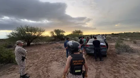 Desarticularon una carrera de caballos clandestina en La Chimbera y detuvieron a siete hombres