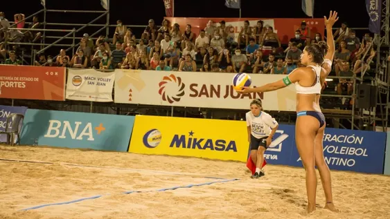 El Sudamericano de Beach Vóley, con 22 duplas y puntos para París 2024