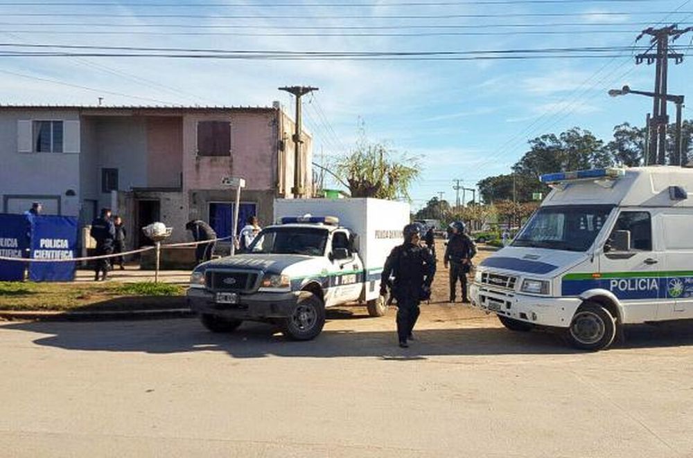 Acuchilló a familiares, al vecino y se suicidó