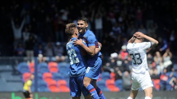 Independiente cayó en Victoria ante Tigre en el primer partido de la gestión Doman