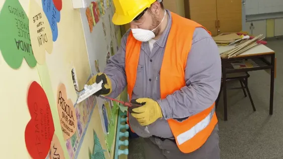 Récord de arreglos en los edificios escolares