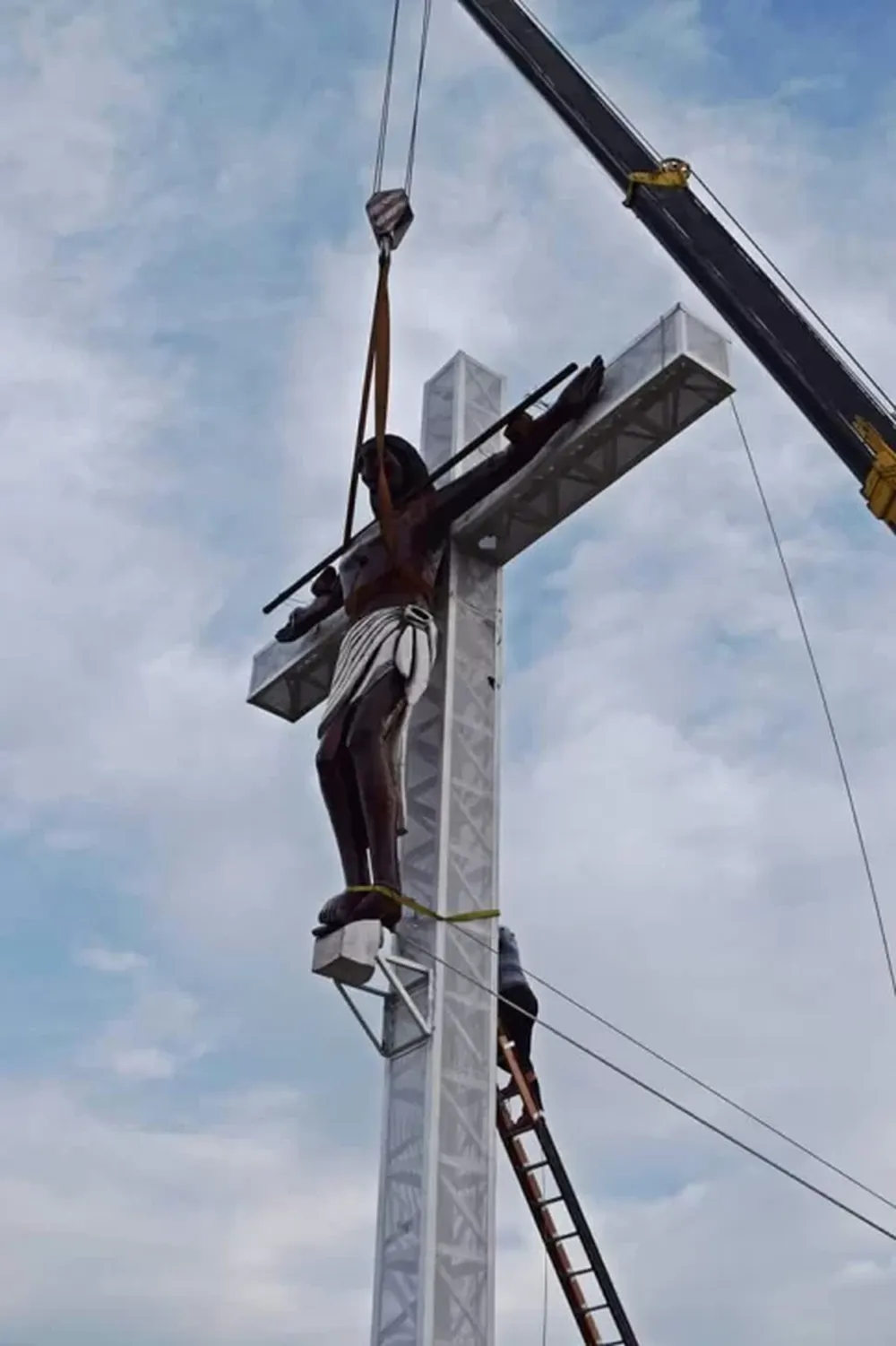 Después de 4 meses, el Cristo de la Hermandad volvió a San Agustín