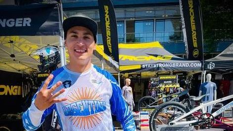 El Chalo Molina hizo historia en el BMX mundial