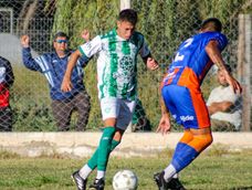 Puntero. Desamparados manda solo en el Torneo Apertura tras empatar con Minero. Puntero. Desamparados manda solo en el Torneo Apertura tras empatar con Minero.