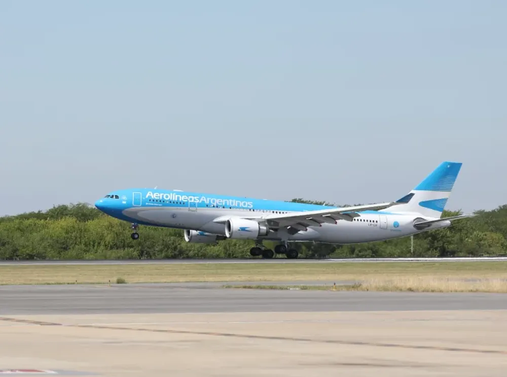 [VIVO] Llegada de las primeras 300 mil dosis de la vacuna Sputnik V a Argentina