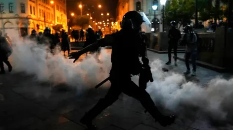 Ascendió a 22 el número de muertos en Perú tras las protestas que exigen adelantar las elecciones