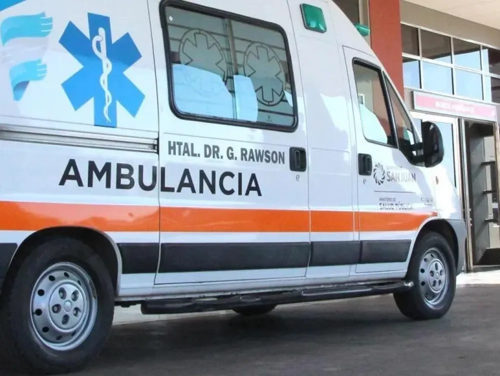 Una mujer se descompensó en el gimnasio y murió camino al Rawson