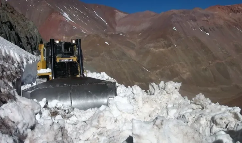 Por temporal en alta montaña, cerraron el Paso Internacional de Agua Negra