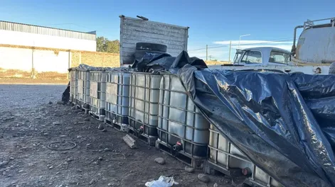 En el lavadero Maldonado se acopiaba el combustible sustraído, para luego revenderlo.