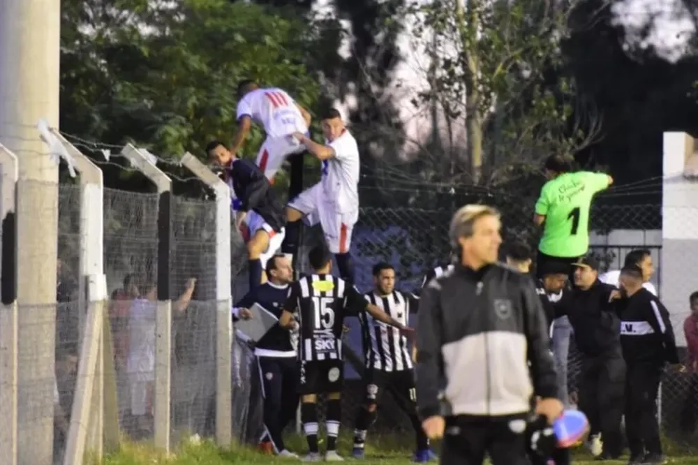 Peñarol se quedó con las ganas y empató con Juventud Unida en Pocito