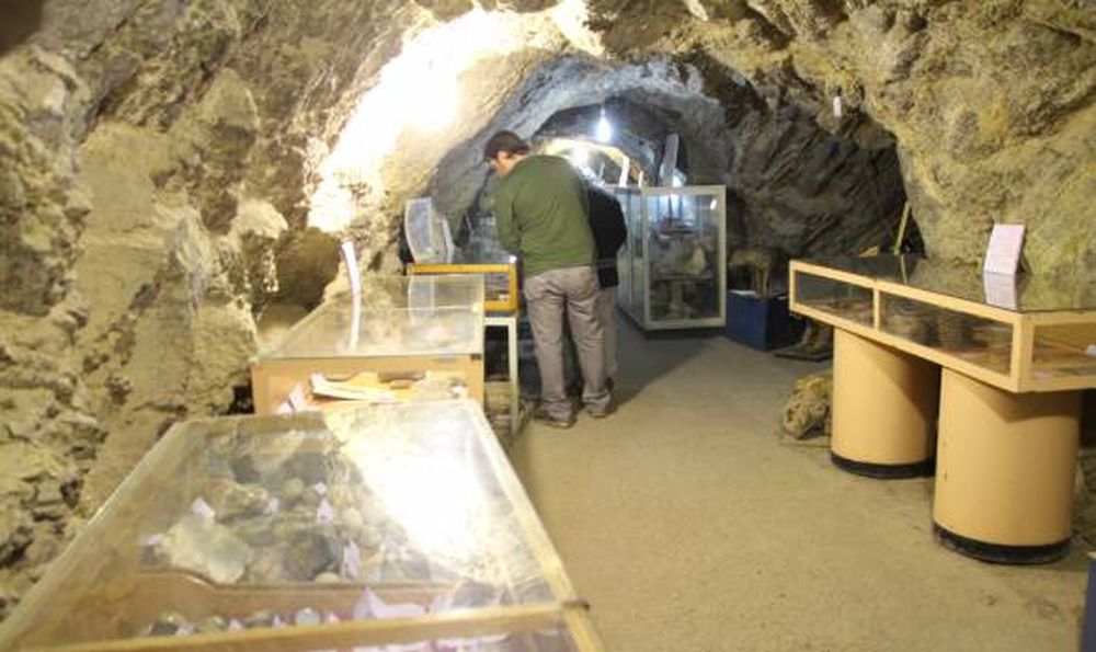 Quiere donar 14 mil reliquias para un  museo provincial