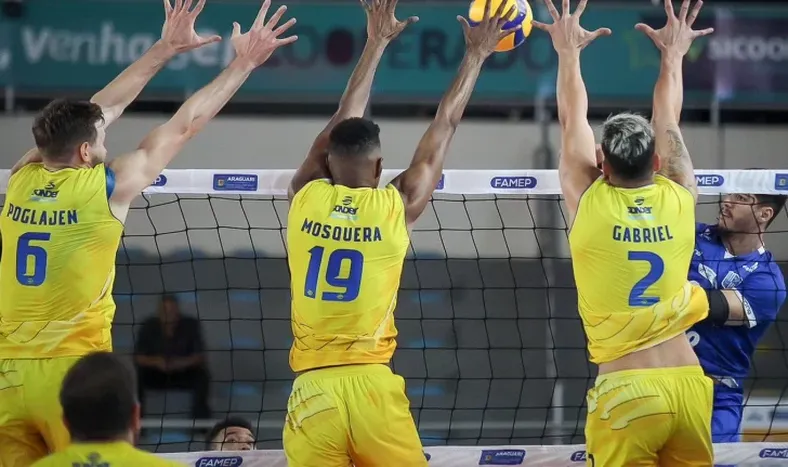 UPCN perdió en sets corridos ante Itambé Minas en su debut en el Sudamericano de Clubes