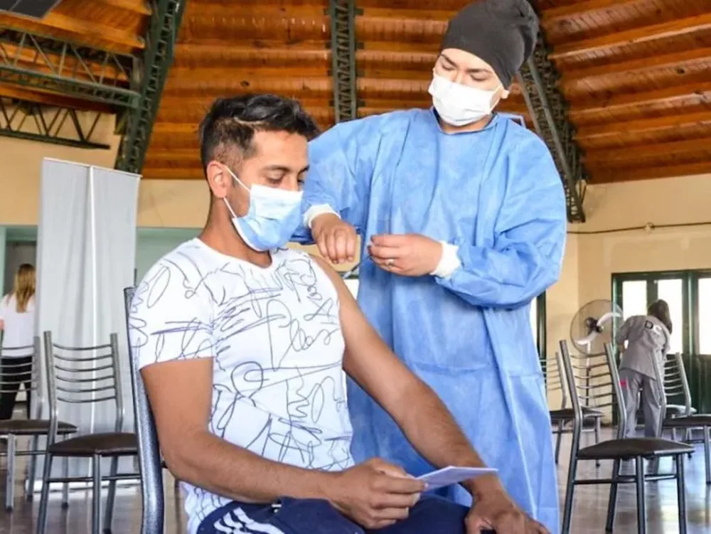 Ya funciona el nuevo Centro de Vacunación que reemplaza al Autovac del Bicentenario